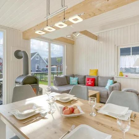 Σπίτι διακοπών Nice In With 2 Bedrooms And Wifi *