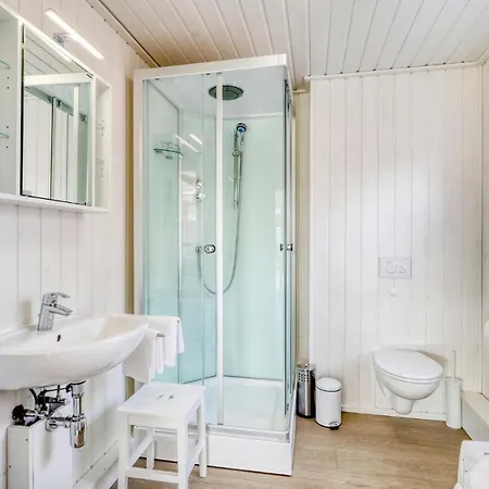 Nice In With 2 Bedrooms And Wifi *